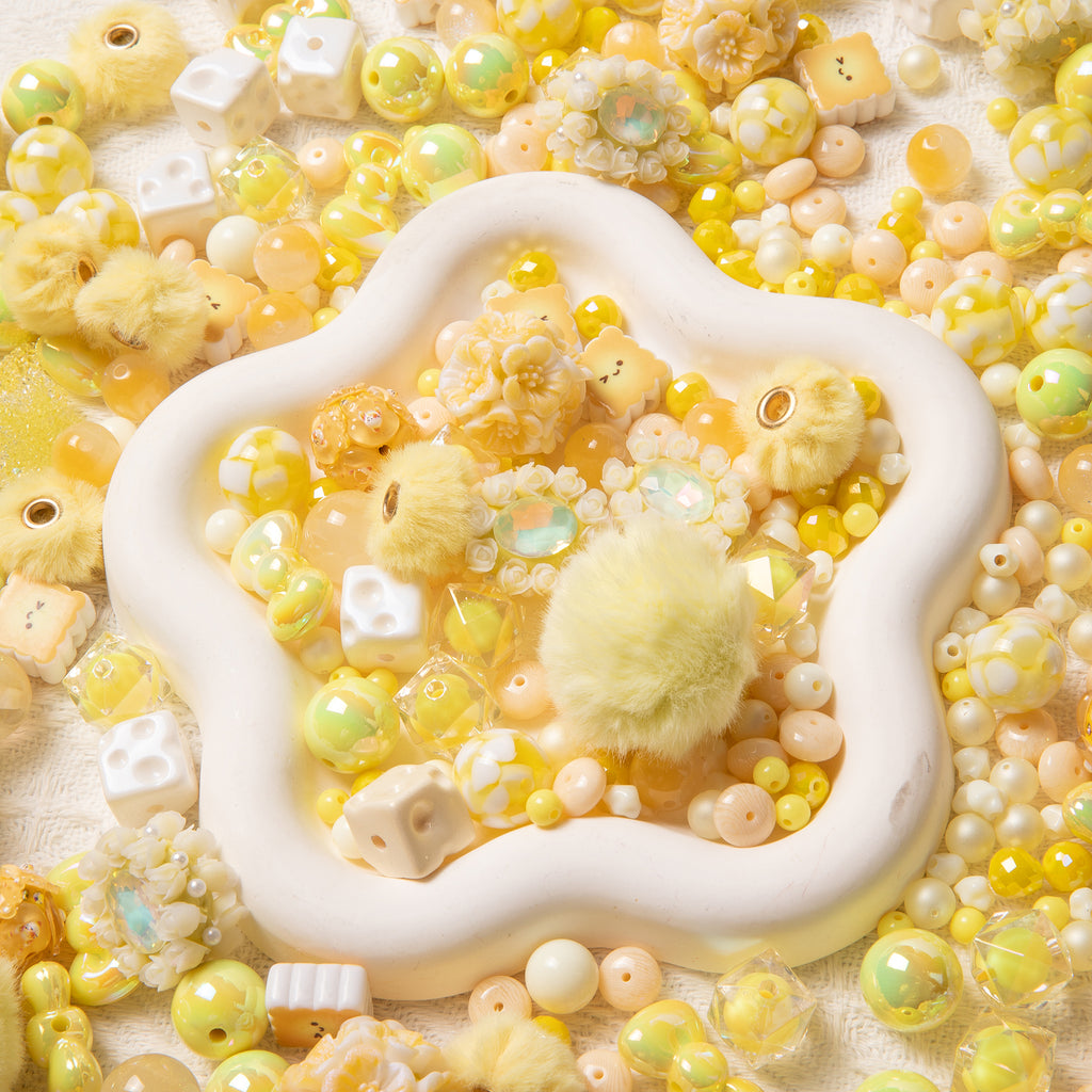 【NEW】【Key Chain/Jewelry/Pen】Live Product-Banana Milk