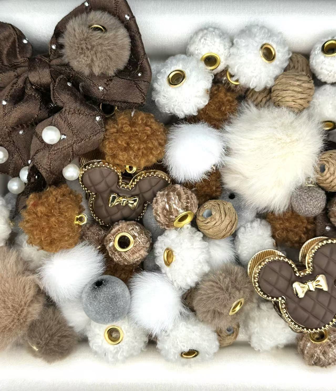 【Key Chain/Pen】Live Product-Fluffy Winter